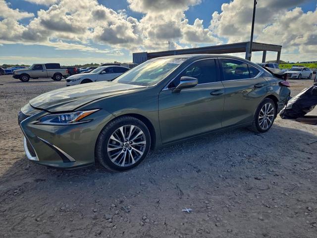 2019 LEXUS ES350
