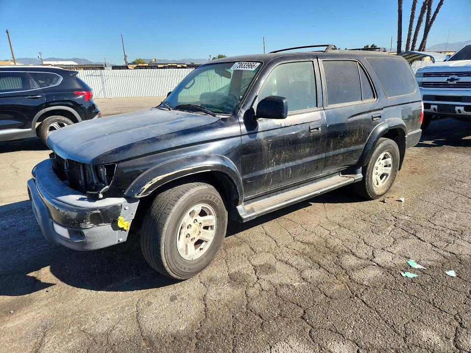 2001 TOYOTA 4RUNNER SR5  