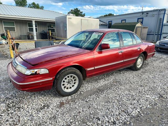 1997 FORD CROWN VICTORIA LX  