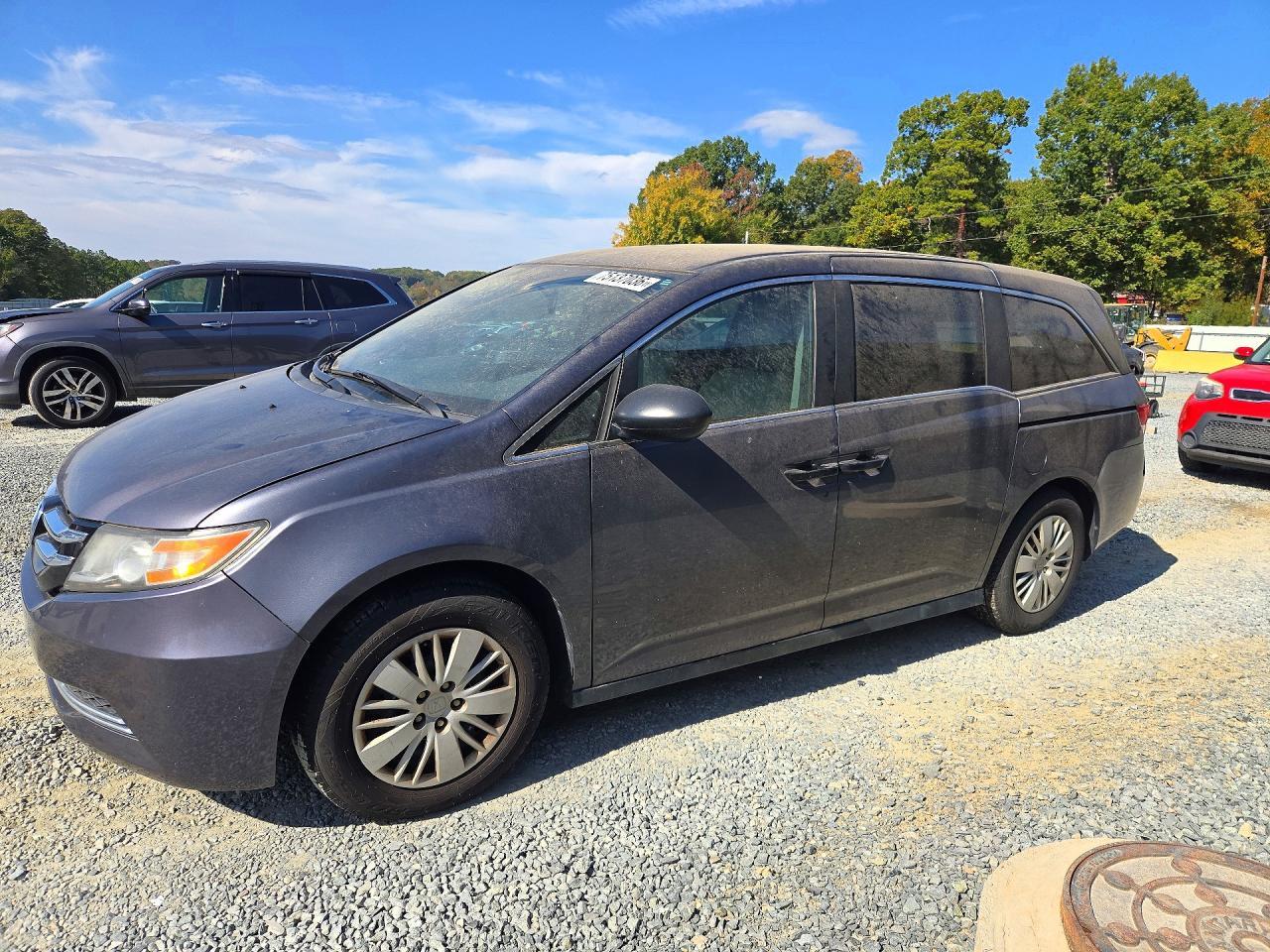 Vista de 2016 HONDA ODYSSEY LX, ángulo 1
