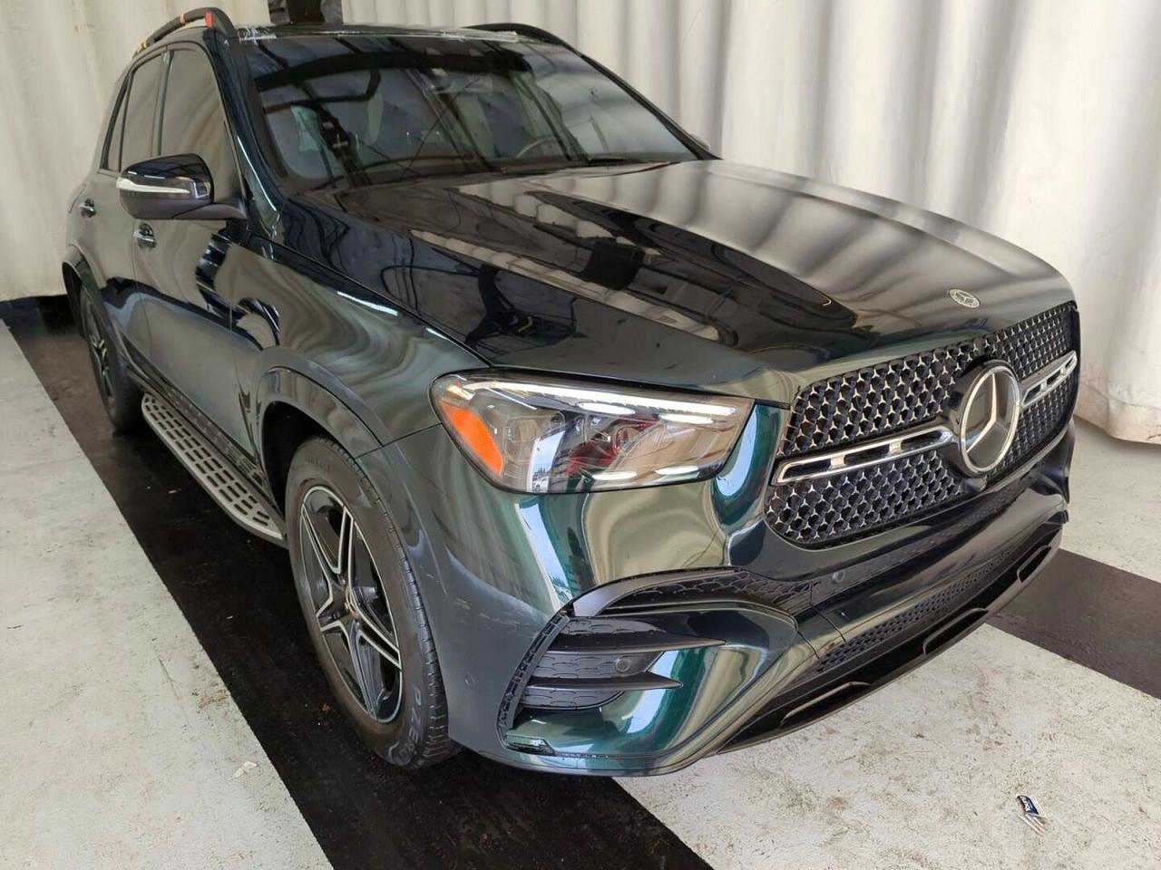 Вид 2024 MERCEDES-BENZ GLE 450E 4MATIC, угол 1