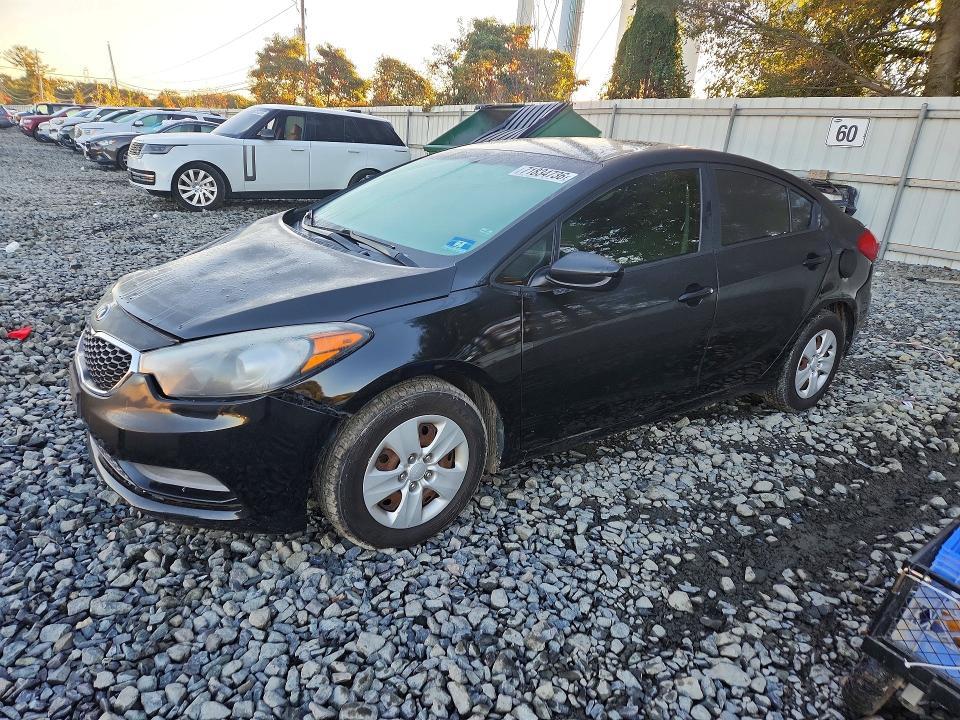 2016 KIA FORTE LX  