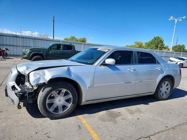 2005 CHRYSLER 300 TOURING  