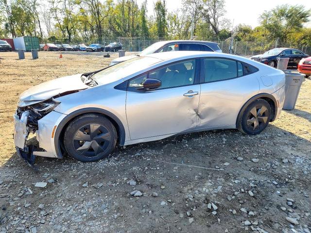 2024 TOYOTA PRIUS LE  