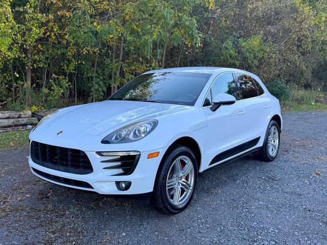 2015 PORSCHE MACAN S  