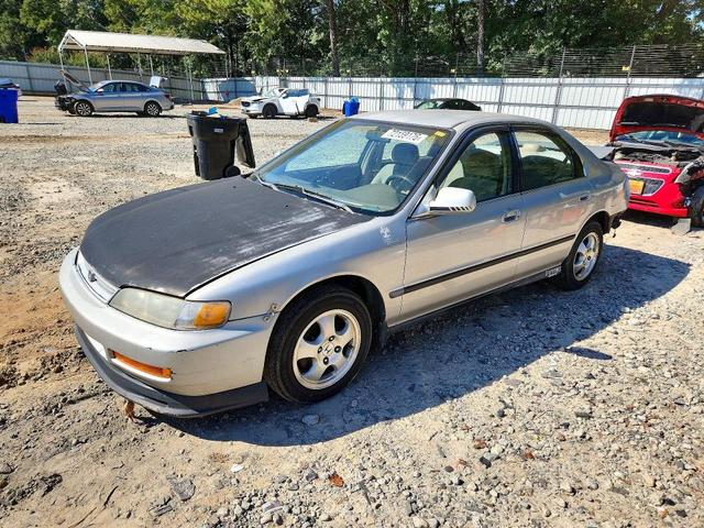 1996 HONDA ACCORD LX  