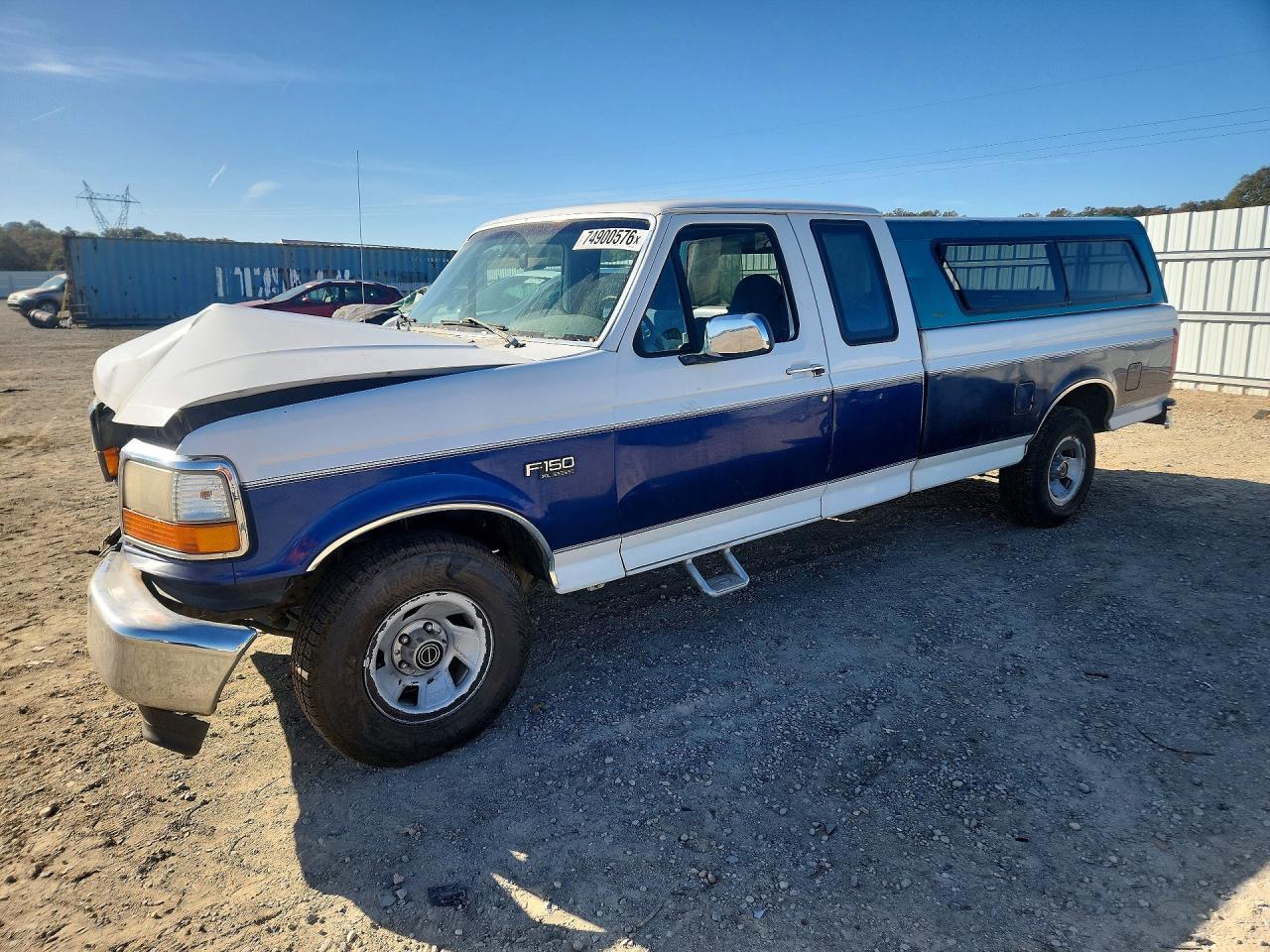 Вид 1996 FORD F150, угол 1