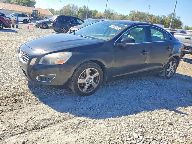 2012 VOLVO S60