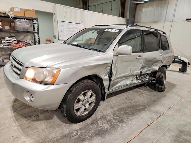 2002 TOYOTA HIGHLANDER LIMITED  