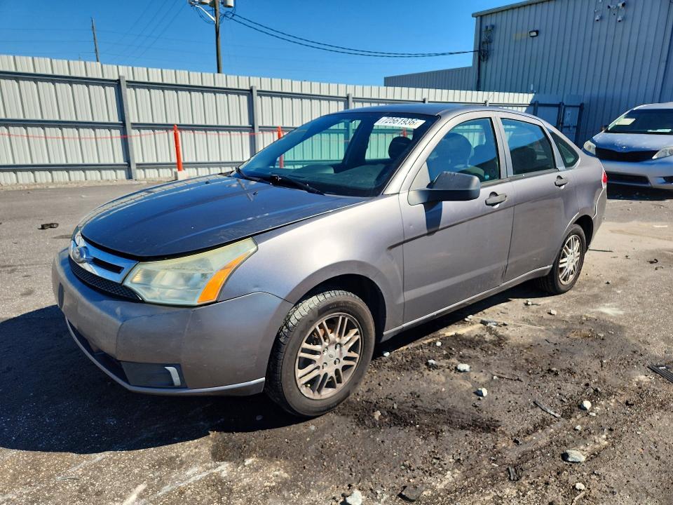 2010 FORD FOCUS SE  
