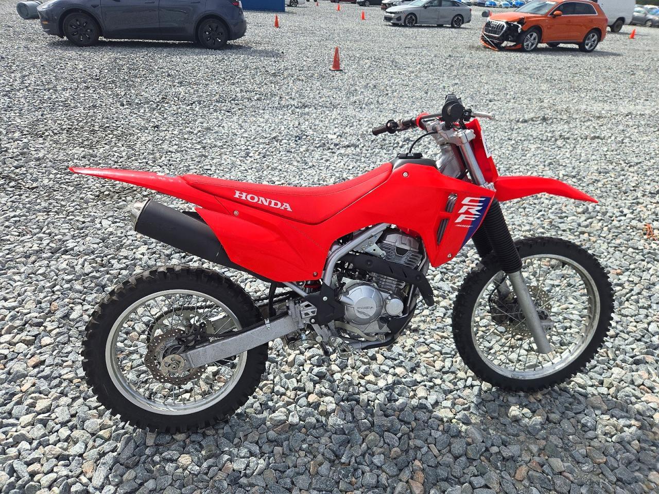 Vue de 2026 HONDA CRF300 F, angle 1
