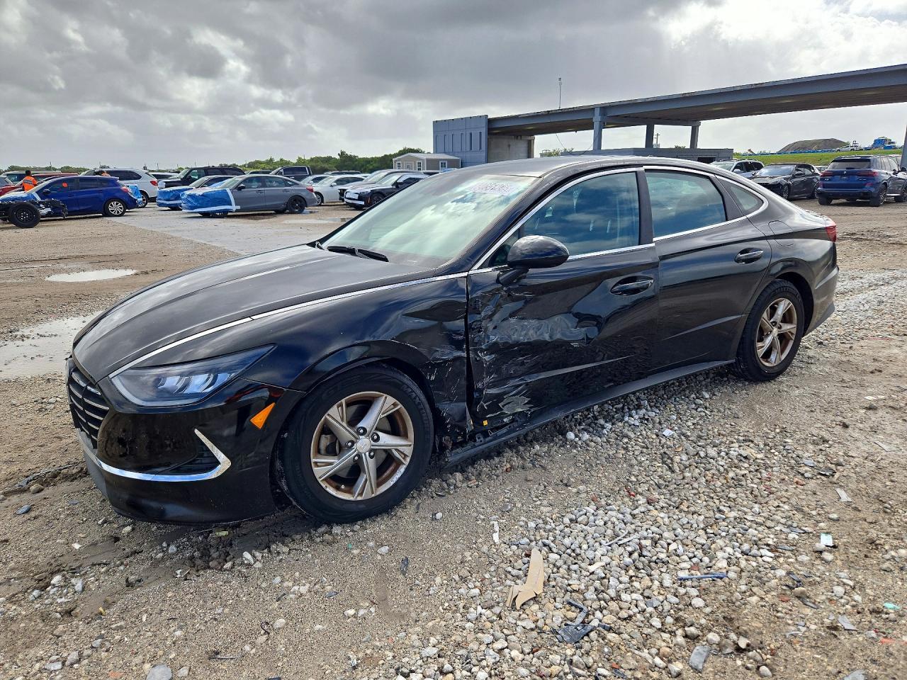 Vista de 2022 HYUNDAI SONATA SE, ángulo 1