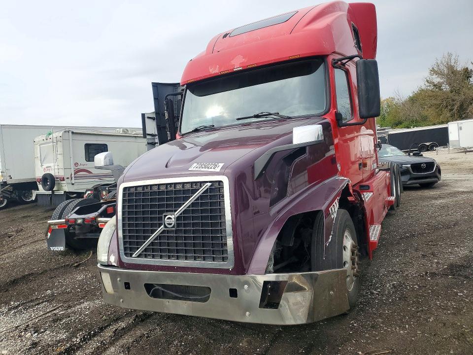 2007 VOLVO VNL SEMI TRUCK