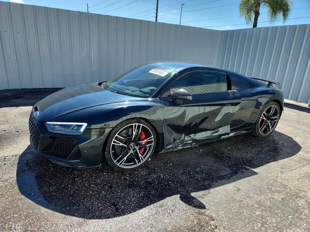 2021 AUDI R8   