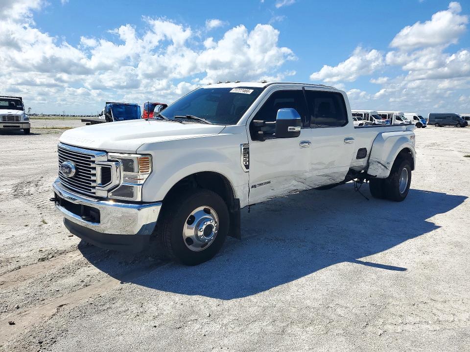 2022 FORD F350 SUPER DUTY  