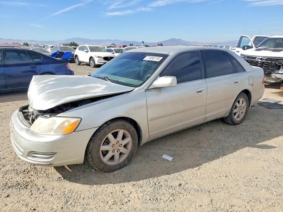 2001 TOYOTA AVALON XL  