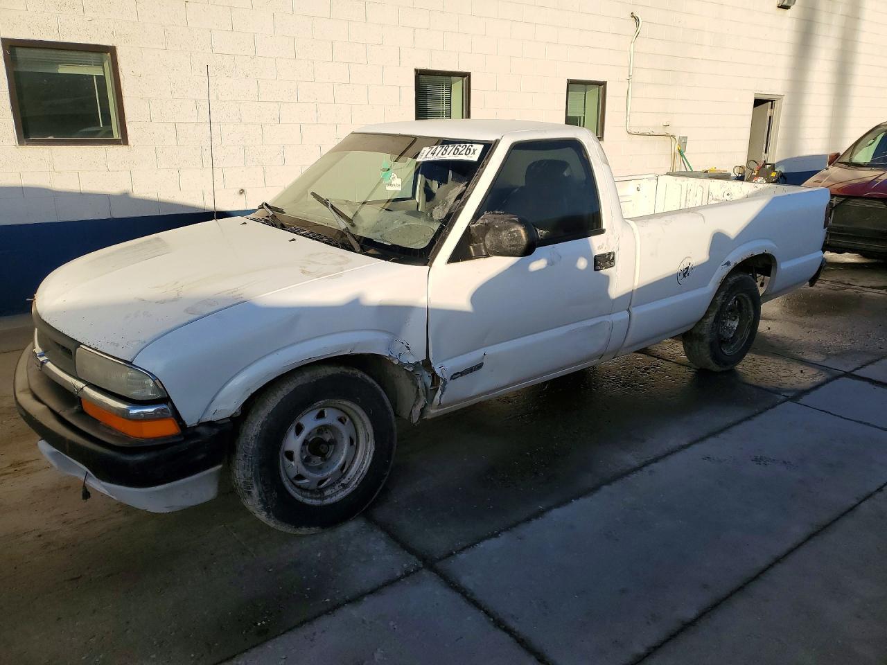 منظر 1998 CHEVROLET S TRUCK S10، زاوية 1