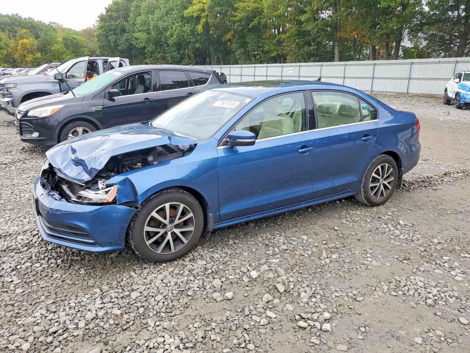 2017 VOLKSWAGEN JETTA SE  