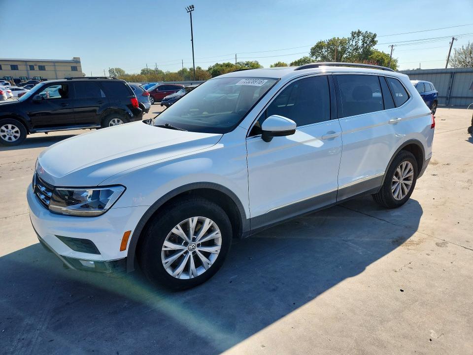 2018 VOLKSWAGEN TIGUAN SE  