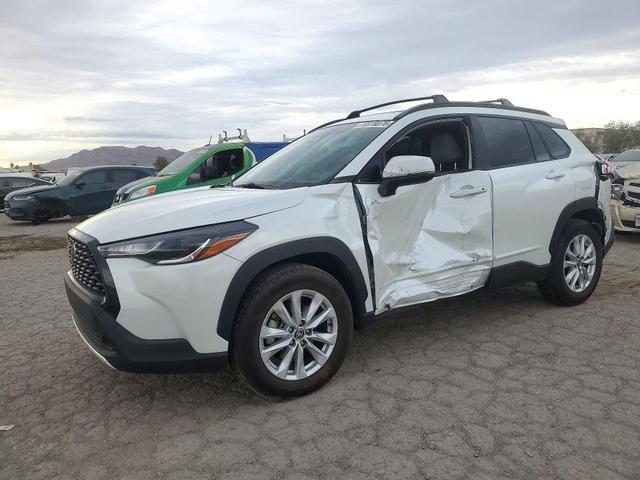 2023 TOYOTA COROLLA CROSS LE  
