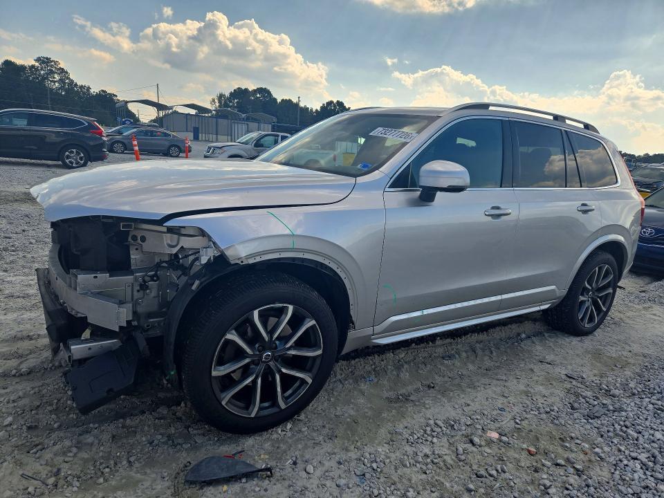 2018 VOLVO XC90 T5  
