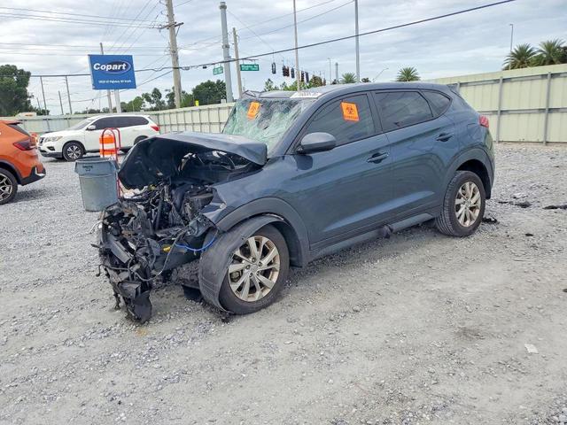 2021 HYUNDAI TUCSON SE  