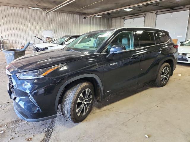 2021 TOYOTA HIGHLANDER HYBRID XLE  