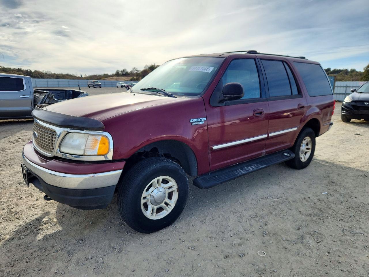Вид 2001 FORD EXPEDITION XLT, угол 1