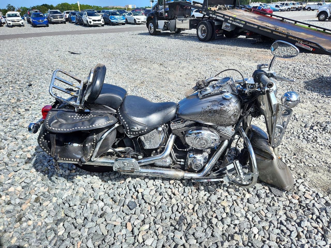 منظر 2007 HARLEY-DAVIDSON FLSTC، زاوية 1