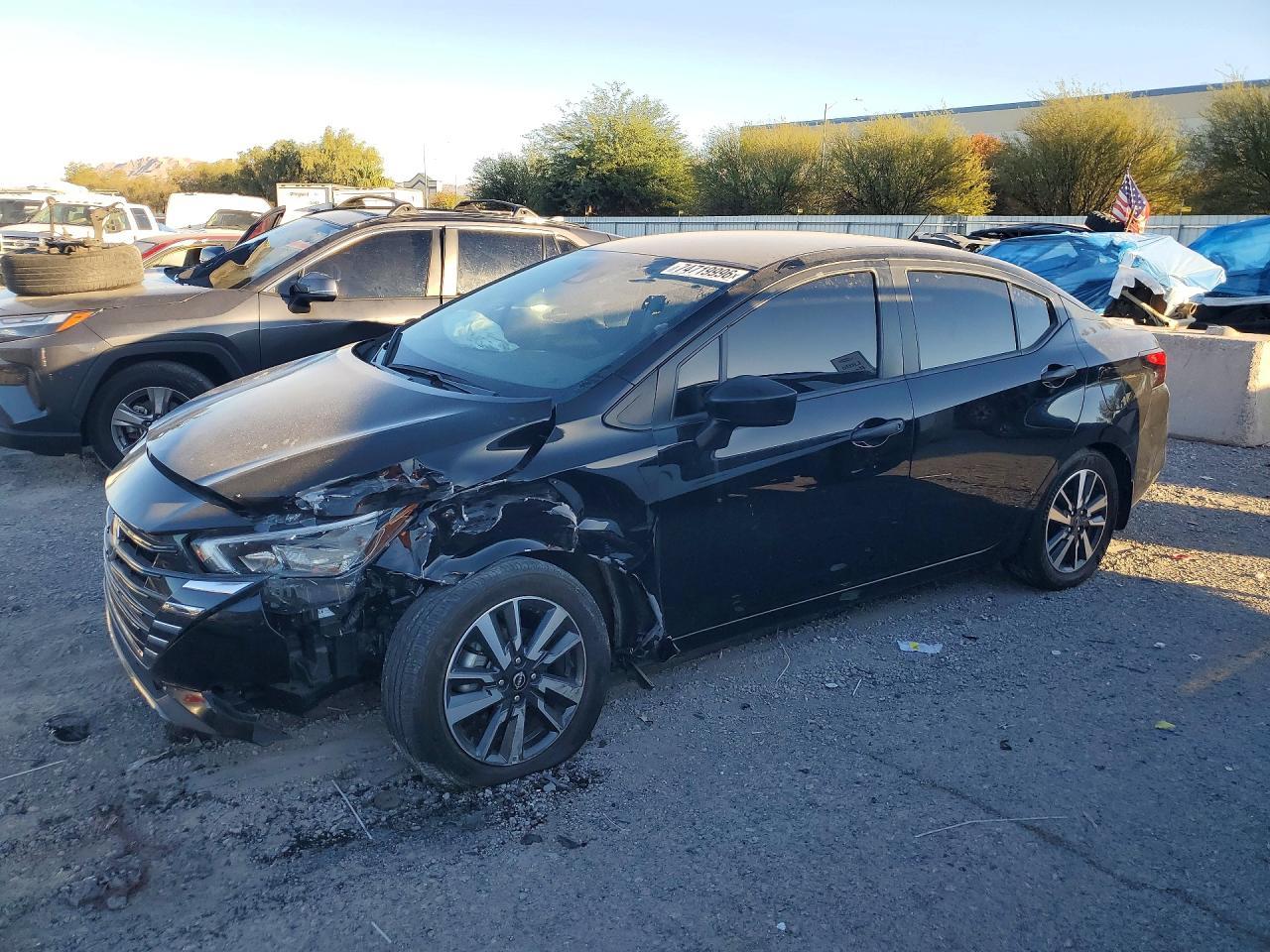 منظر 2025 NISSAN VERSA S، زاوية 1