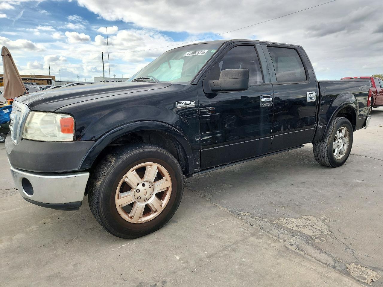 منظر 2008 FORD F150 SUPERCREW، زاوية 1