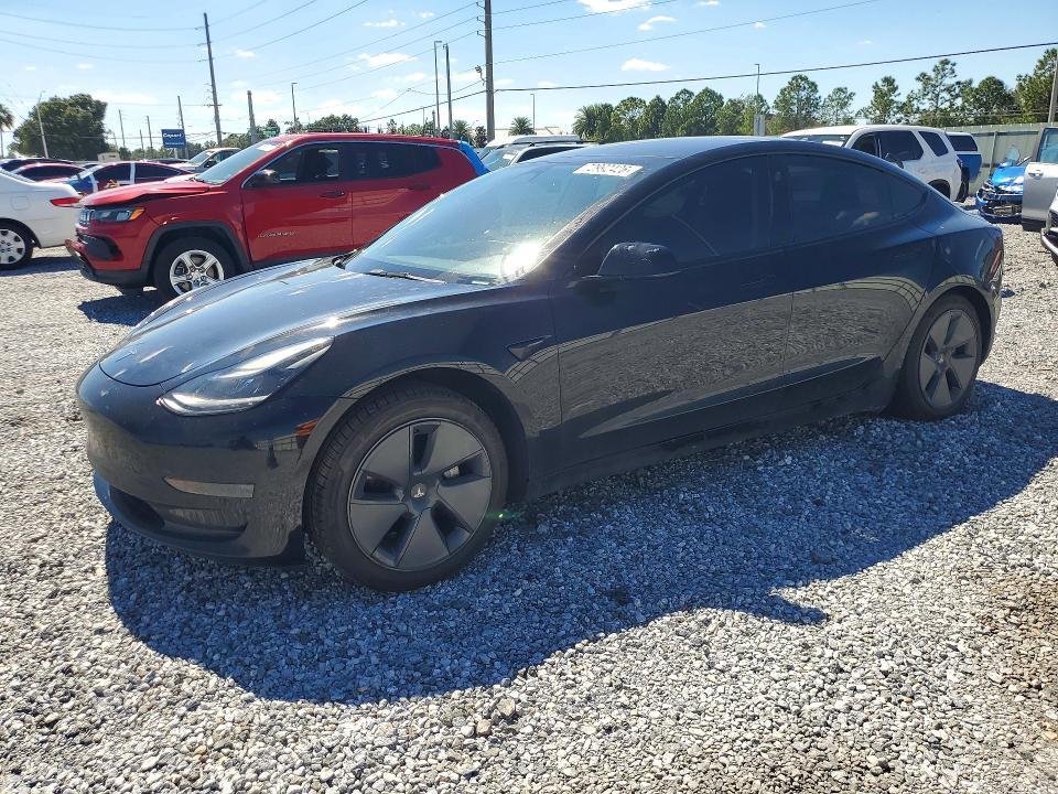 2022 TESLA MODEL 3   