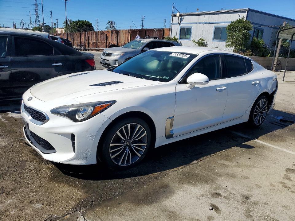 2019 KIA STINGER BASE  