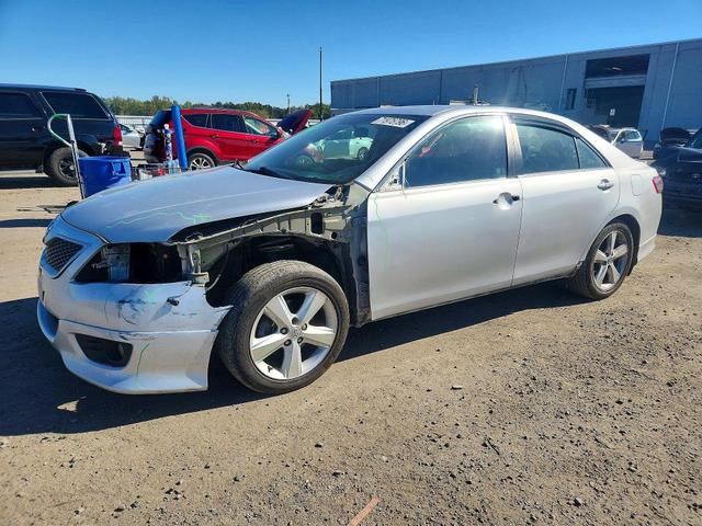 2010 TOYOTA CAMRY SE  