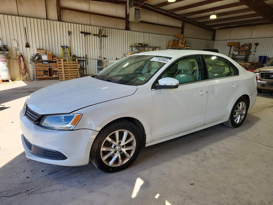 2014 VOLKSWAGEN JETTA SE  