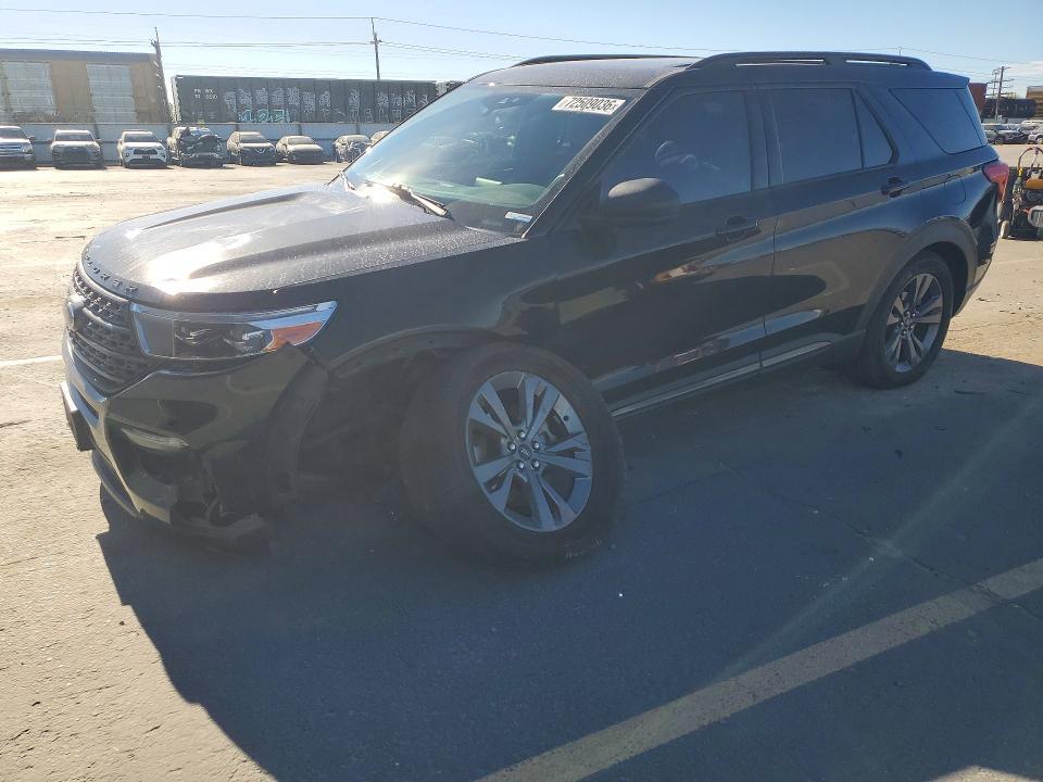 2021 FORD EXPLORER XLT  