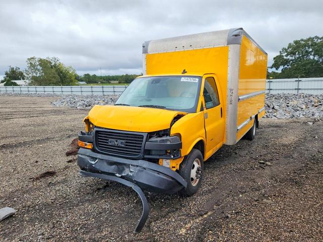 2022 GMC SAVANA BOX TRUCK