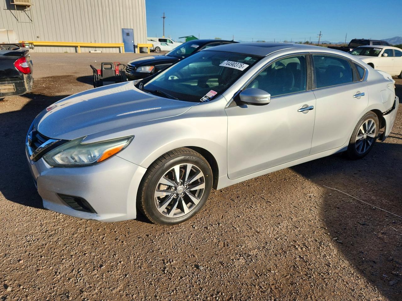 Vedere 2017 NISSAN ALTIMA 2.5 SL, unghi 1