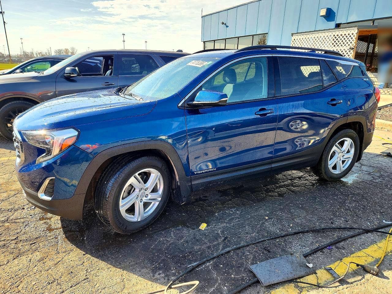 Vista de 2019 GMC TERRAIN SLE, ángulo 1