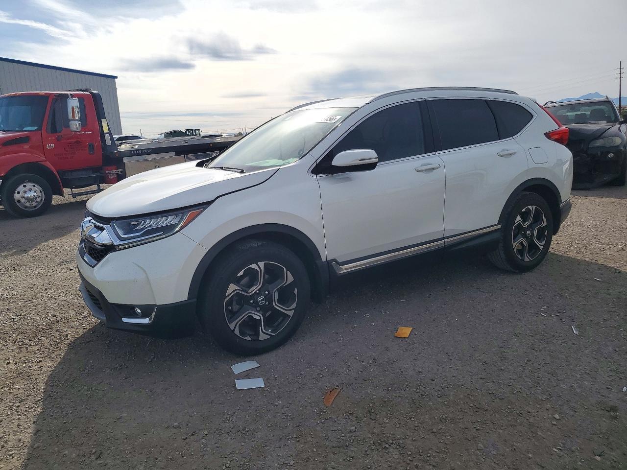 Vue de 2017 HONDA CRV TOURING, angle 1