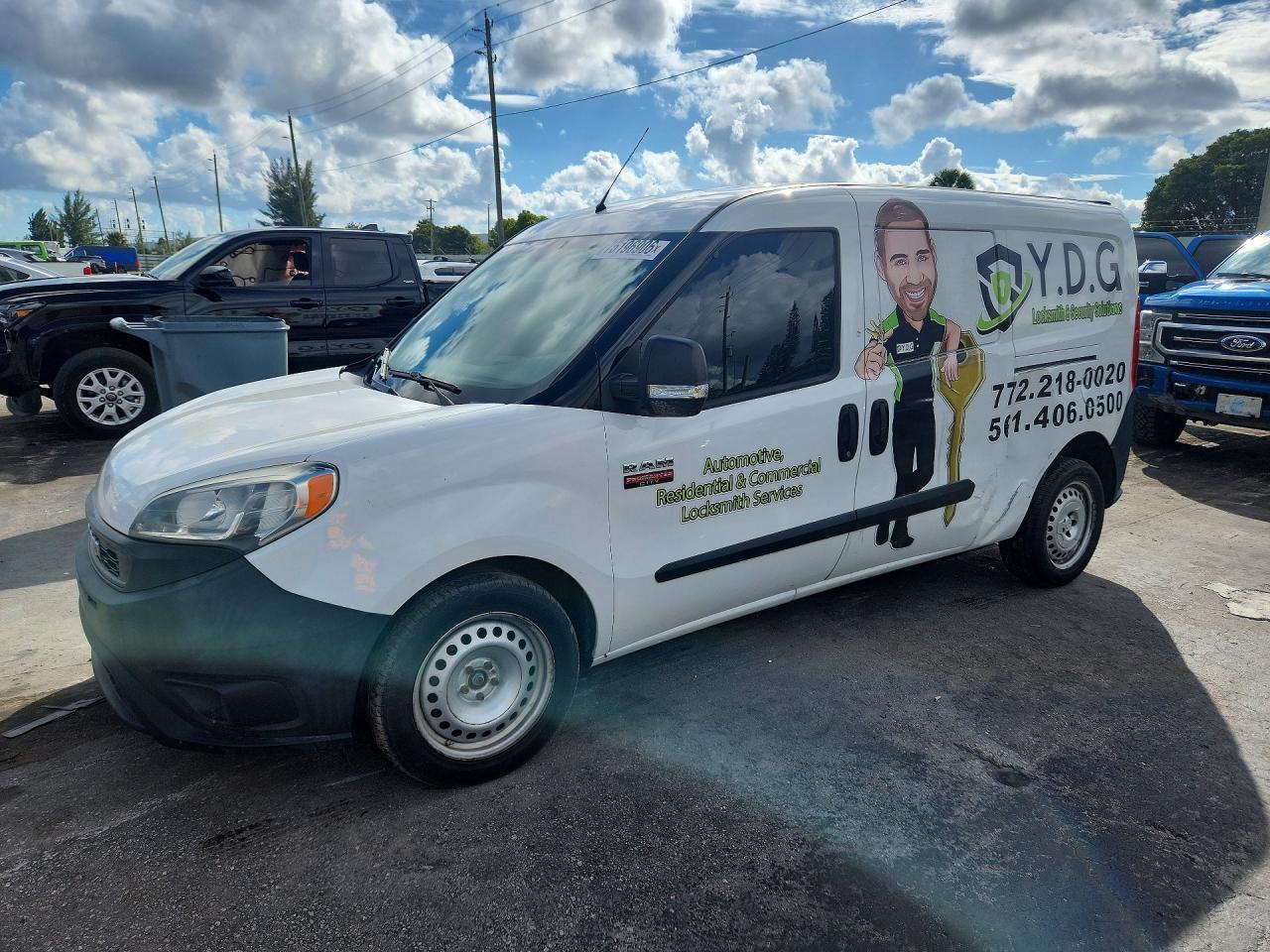 Vue de 2019 RAM PROMASTER CITY ST SERVICE VAN, angle 1