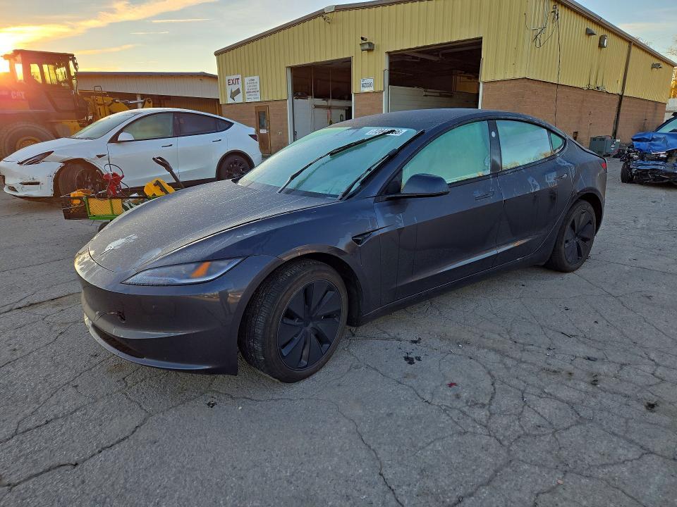 2024 TESLA MODEL 3   