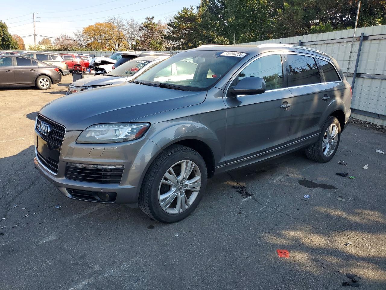 Vista de 2010 AUDI Q7 PREMIUM PLUS, ángulo 1