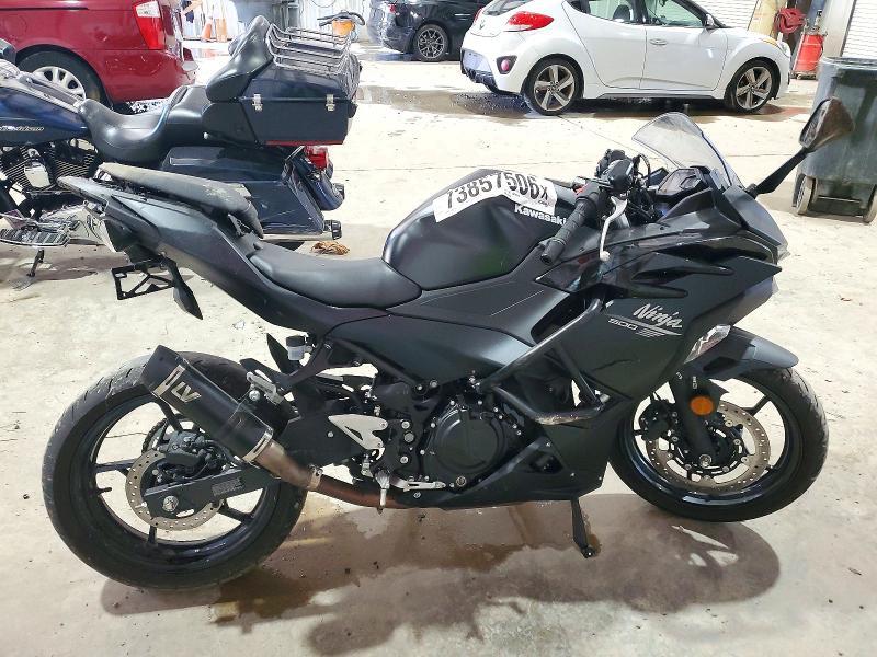 2026 KAWASAKI EX500   
