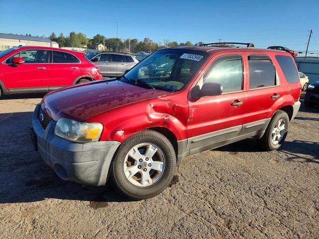 2005 FORD ESCAPE XLT  