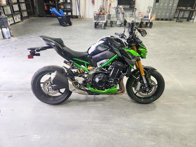 2024 KAWASAKI ZR900 M  