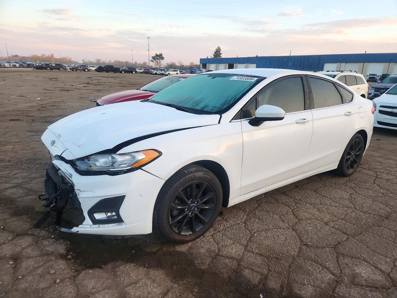 Vue de 2017 FORD FUSION SE, angle 1