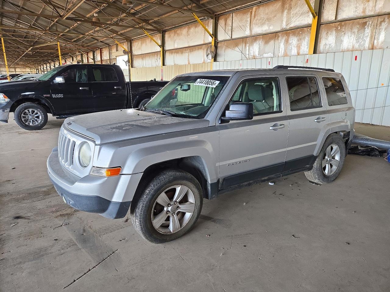منظر 2012 JEEP PATRIOT SPORT، زاوية 1