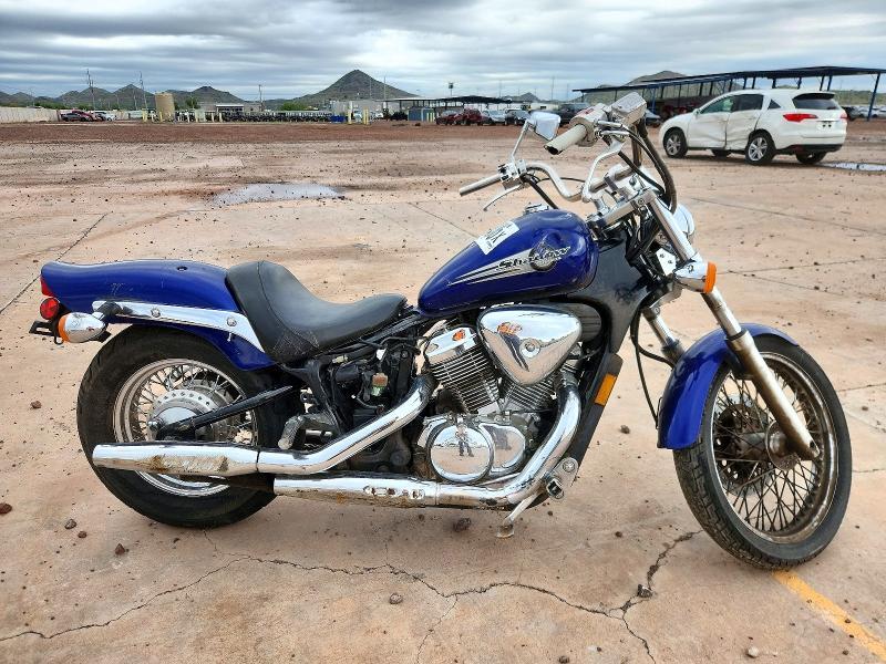 2003 HONDA VT600 CD  