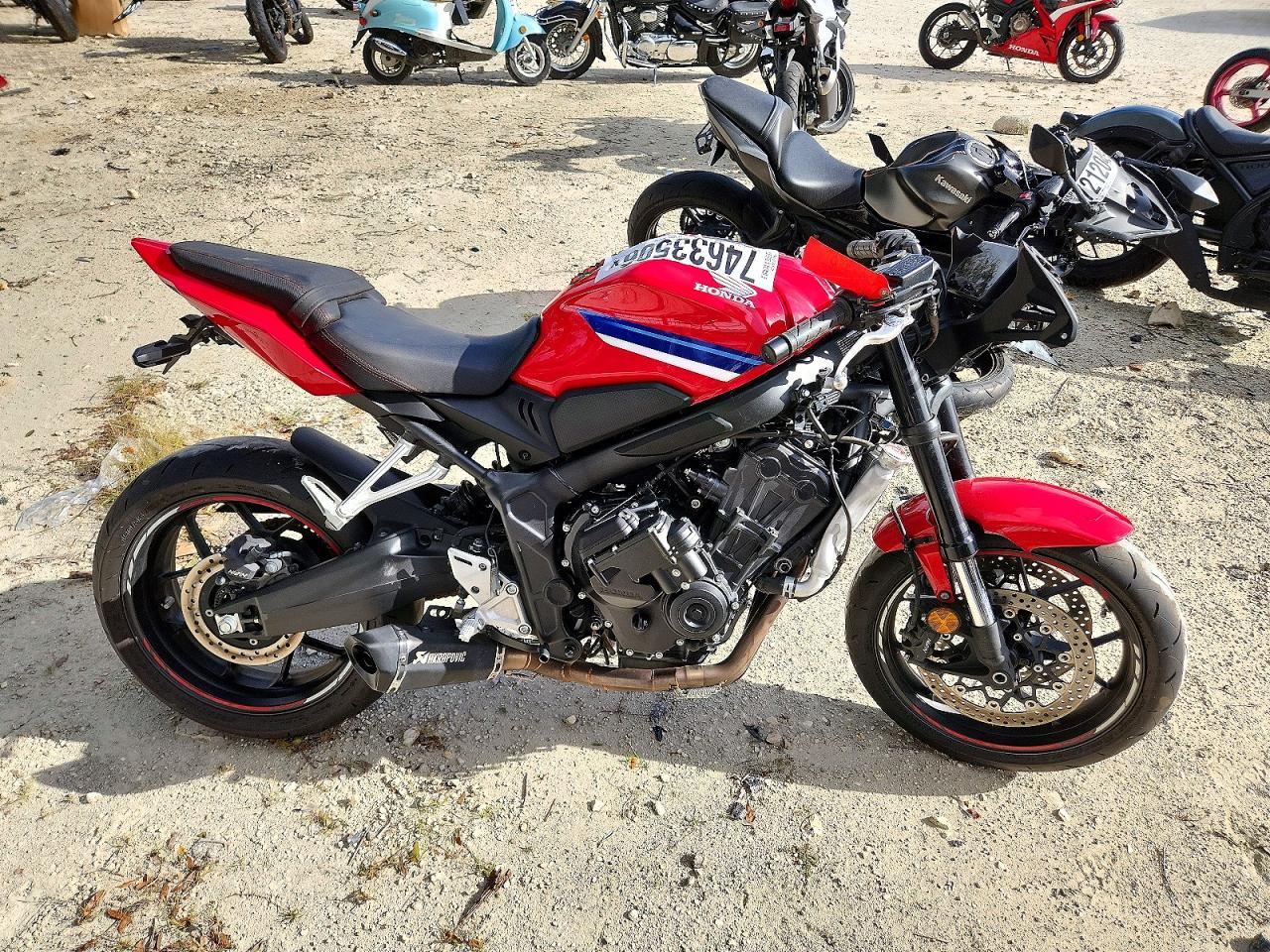 منظر 2024 HONDA CBR650 R، زاوية 1